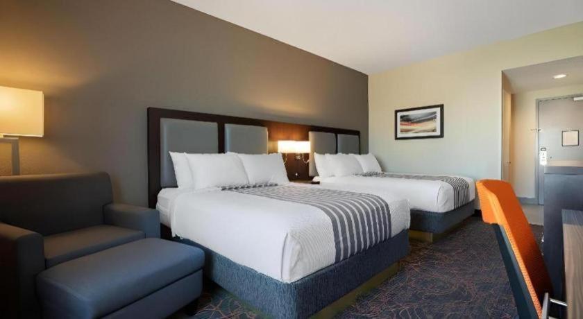Best Western Plus Executive Inn Toronto Bagian luar foto
